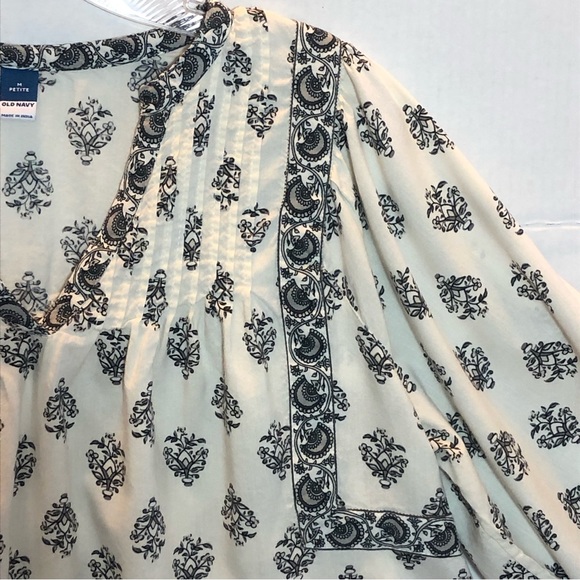 Old Navy boho peasant blouse gray and cream medium petite - Picture 9 of 14